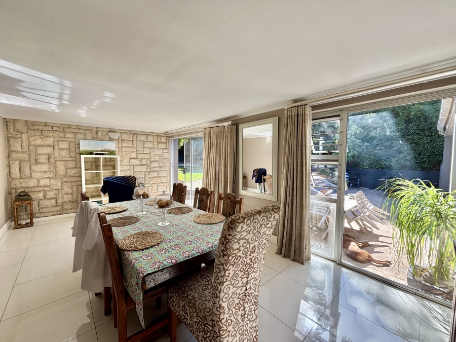 5 Bedroom Property for Sale in Vierlanden Western Cape